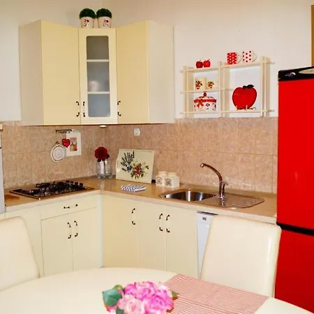 20 Meters From The * Jesenice (Split-Dalmatia)