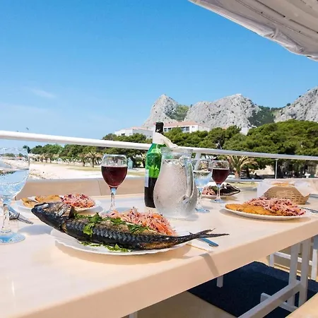 20 Meters From The * Jesenice (Split-Dalmatia)