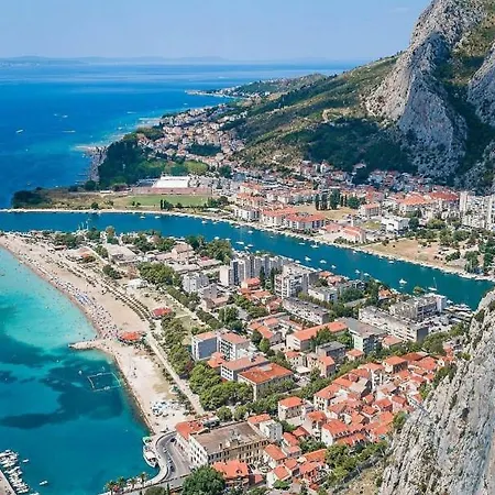 Apartment 20 Meters From The